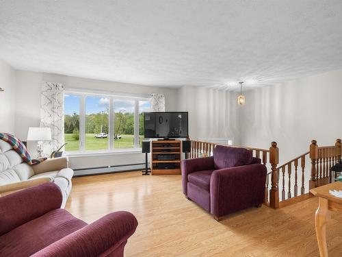 8 Oakland Drive, Charlottetown, PE 