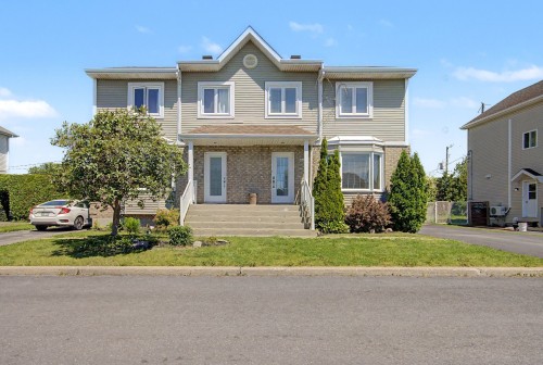 89 Rue Cyrille-Côté  Saint-Jean-Sur-Richelieu, QC J2W 1X5