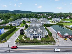 13 Place du Marché  Saint-Joseph-Du-Lac, QC J0N 1M0