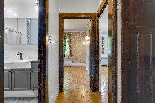 Salle de bains - 100 Av. Drayton, Pointe-Claire, QC 