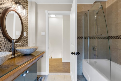 Salle de bains - 100 Av. Drayton, Pointe-Claire, QC 