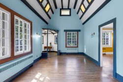 Salon - 