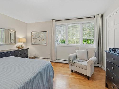 17 Guy Street, Dartmouth, NS 