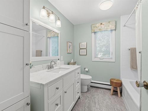17 Guy Street, Dartmouth, NS 