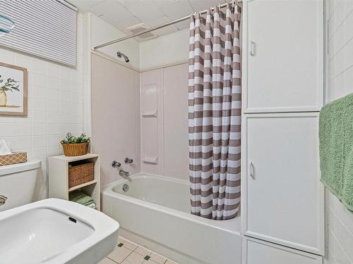 17 Guy Street, Dartmouth, NS 