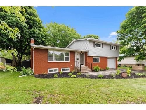 23 Vista Dr, Moncton, NB 