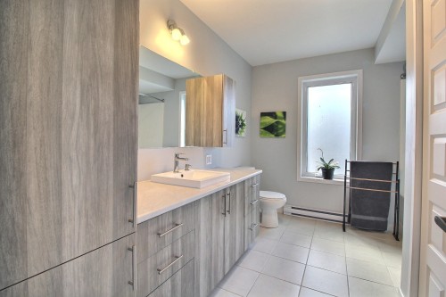 Salle de bains - 231 Rue Lauzanne, Val-D'Or, QC 