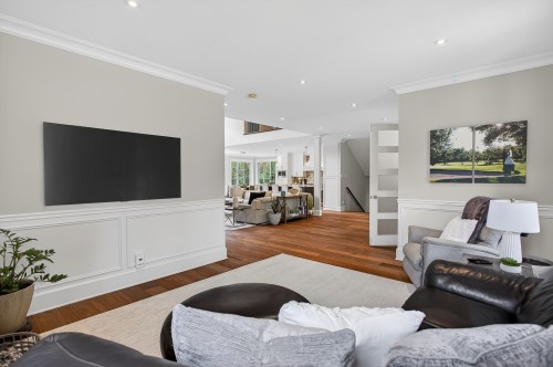 Living Room - 22 Av. Angell, Beaconsfield, QC 