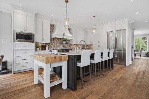 Kitchen - 22 Av. Angell, Beaconsfield, QC 