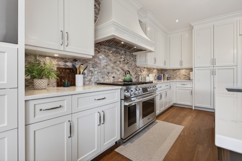Kitchen - 22 Av. Angell, Beaconsfield, QC 