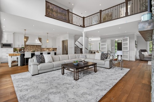 Family Room - 22 Av. Angell, Beaconsfield, QC 