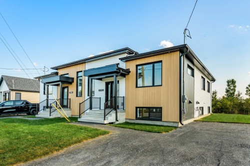 3813 Rue Émile-Chartier  Sherbrooke (Les Nations), QC J1L 0H7