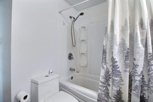 Salle de bains - 1737 Rue Le Baron, Val-D'Or, QC 