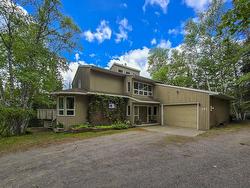 247 Shirley Rd Thunder Bay, ON P7G 2G4