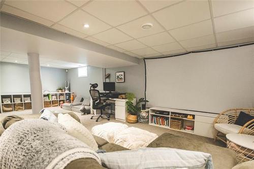 522 Elmhurst Rd, Winnipeg, MB 