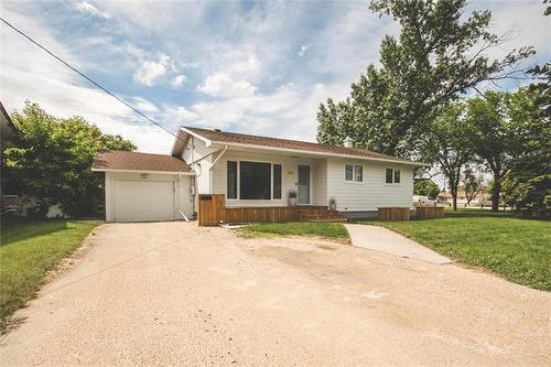 522 Elmhurst Rd, Winnipeg, MB 