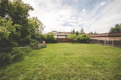 522 Elmhurst Rd, Winnipeg, MB 