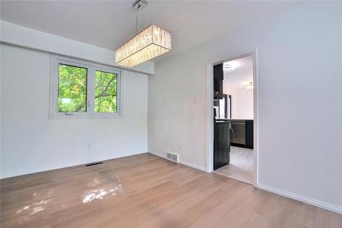 759 Sturgeon Rd, Winnipeg, MB 