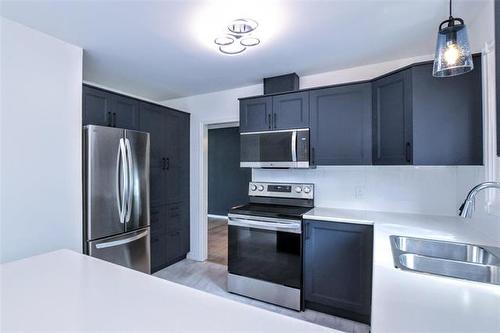 759 Sturgeon Rd, Winnipeg, MB 