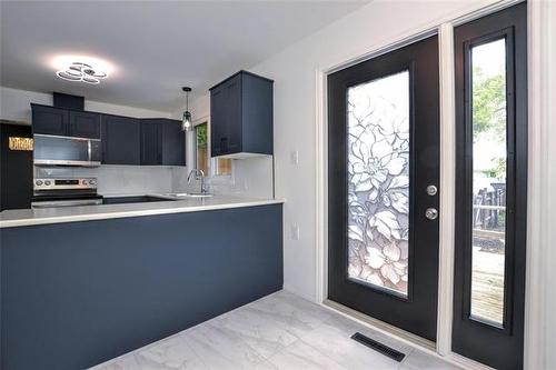 759 Sturgeon Rd, Winnipeg, MB 