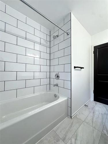 759 Sturgeon Rd, Winnipeg, MB 