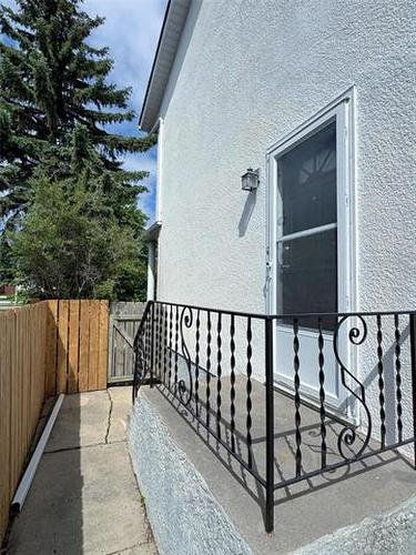 759 Sturgeon Rd, Winnipeg, MB 