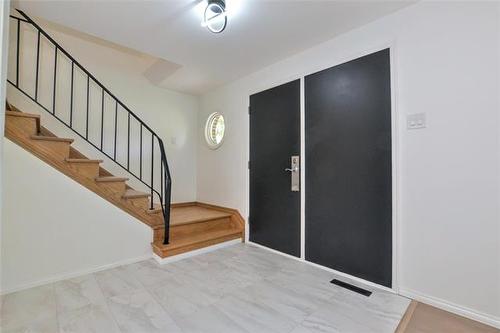 759 Sturgeon Rd, Winnipeg, MB 