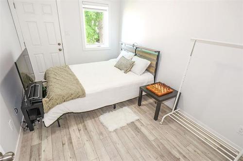 375 Banning St, Winnipeg, MB 
