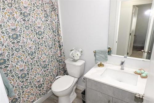 375 Banning St, Winnipeg, MB 