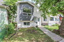 375 Banning ST  Winnipeg, MB R3G 2E6