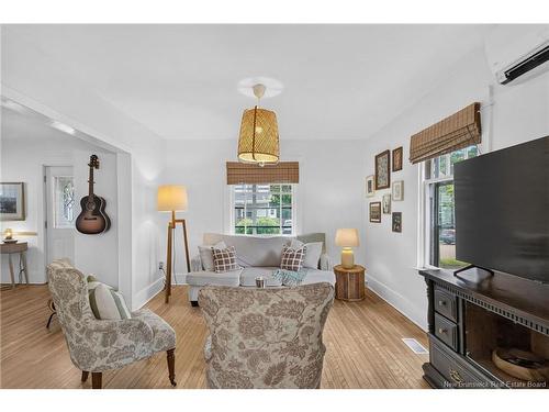 70 Maple St, Moncton, NB 