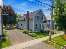 134 Charlotte ST  Fredericton, NB E3B 1L2