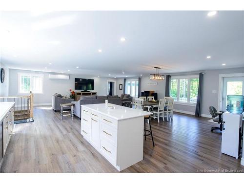 33 Clinton Dr, Willow Grove, NB 