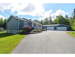 33 Clinton DR Willow Grove, NB E2S 3G8