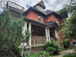 8 - 450 MACLAREN STREET Ottawa, ON K1R 5K6