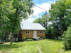 3494 Ch. du Lac-de-l'Abies  Labelle, QC J0T 1H0