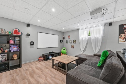 Salle familiale - 165 Rue Pierre, Sainte-Sabine, QC - Indoor