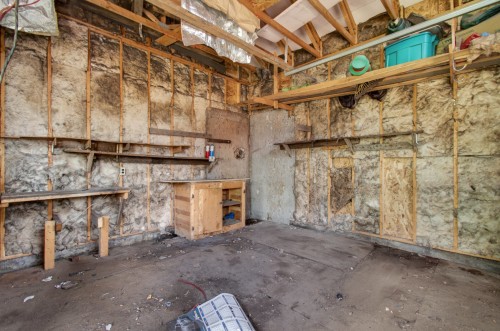 Garage - 26 Rue Des Loisirs, Brébeuf, QC - Indoor Photo Showing Basement