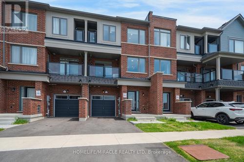 2004 CAMERON LOTT CRESCENT  Oshawa, ON L1L 0S1