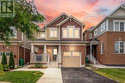 25 BANNISTER CRESCENT Brampton, ON L7A 4H2