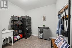 Mud/Laundry room - Main level - 