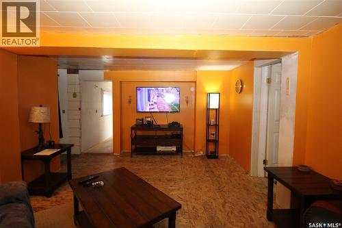 641 Railway Avenue, Eastend, SK 