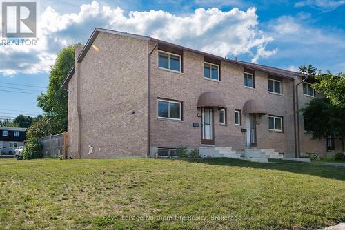 1 - 328 WICKSTEAD AVENUE  North Bay (Birchaven), ON P1A 3L8