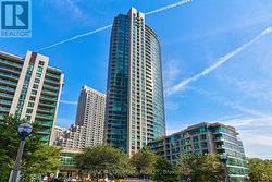 208 - 215 FORT YORK BOULEVARD Toronto, ON M5V 4A2