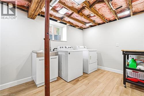 546 Mohawk Road E, Hamilton, ON 
