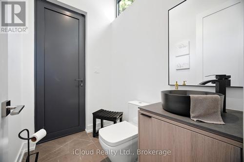 1590 Kenmuir Avenue, Mississauga, ON 