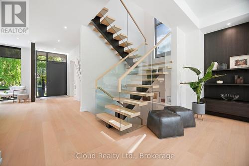 1590 Kenmuir Avenue, Mississauga, ON 
