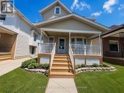 1058 MOY AVE AVENUE Windsor, ON N9A 2P3