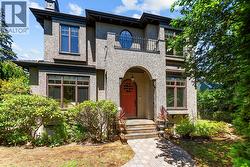 2495 W 33RD AVENUE  Vancouver, BC V6M 1C4