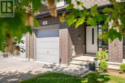 147 WESTPHALIAN AVENUE  Ottawa, ON K2V 0A3